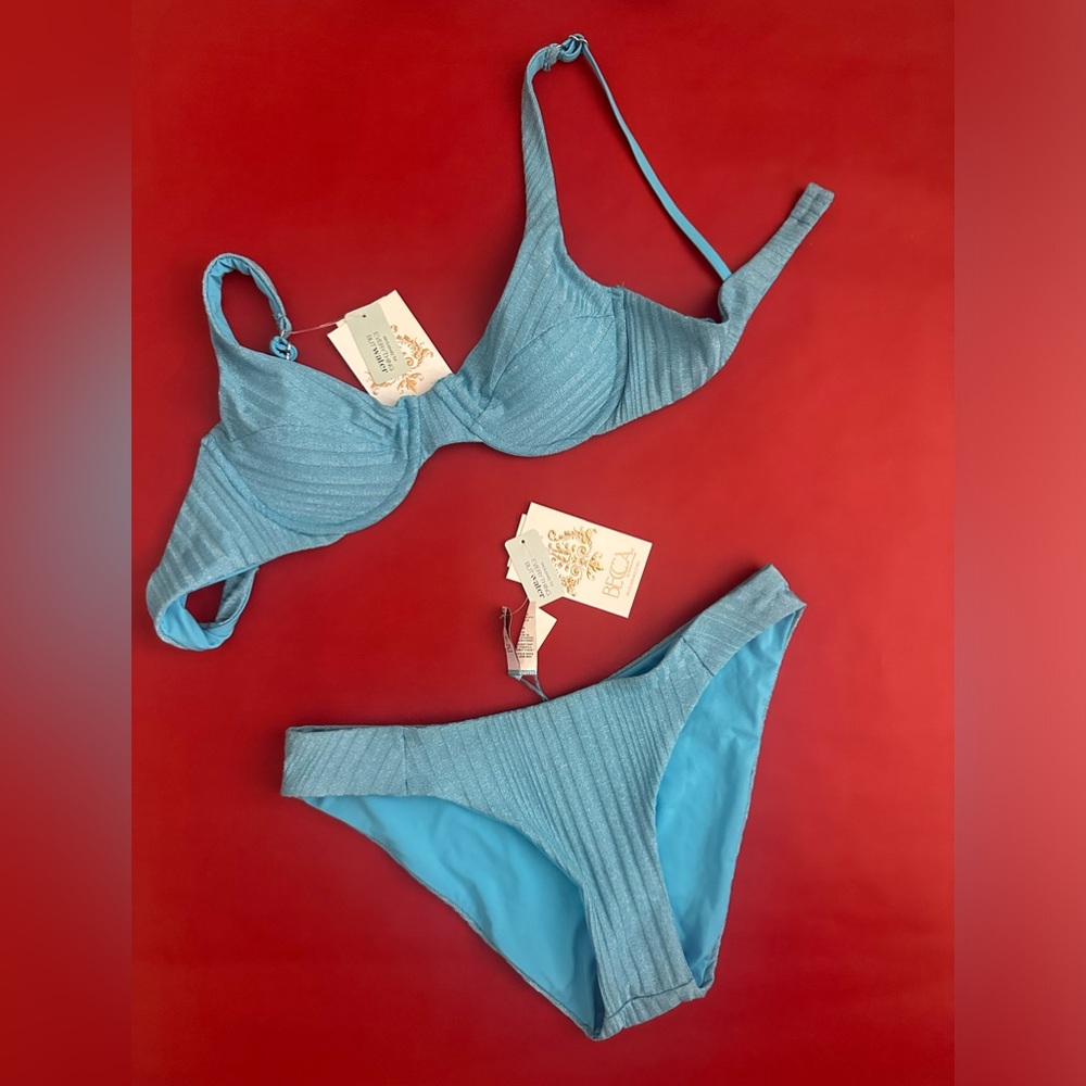 NWT/ Sz Med / Becca Swimwear